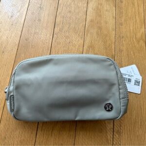 Lululemon Everywhere Belt Bag
